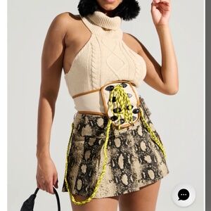 AKIRA OUT OF HIS LEAGUE SLEEVELESS FASHION TOP Size LL